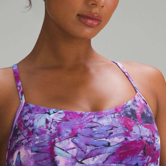 Lululemon Flow Y Bra Nulu *Light Support, A–C Cups
Iridescent Floral Multi - Picture 5 of 8